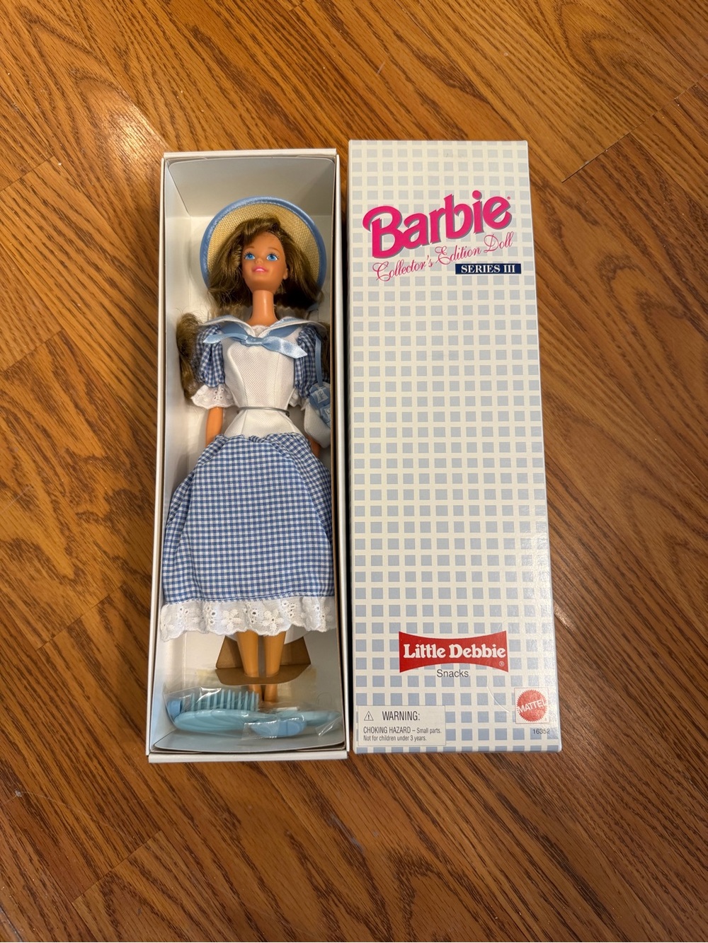 1992 Little Debbie Barbie Collector Edition Series 1 Doll